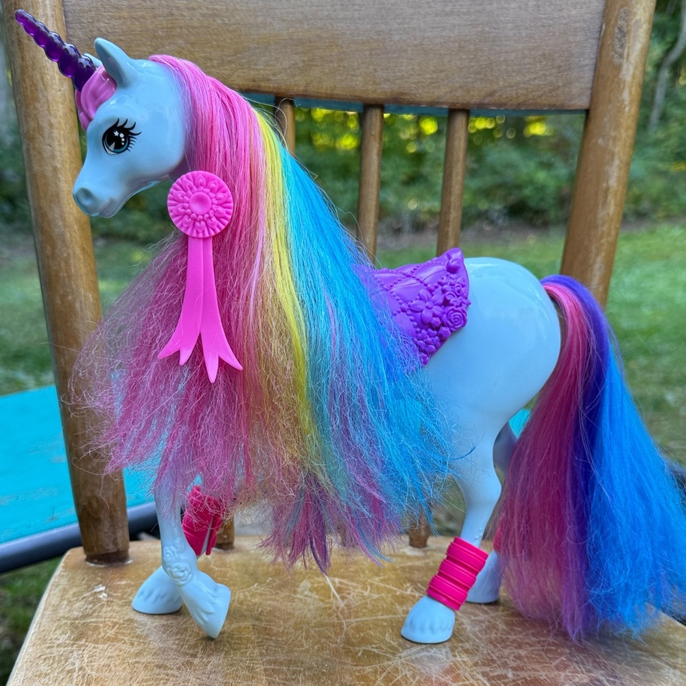 Rare 2015 Mattel Barby Doll Blue Unicorn horse Toy Rainbow Hair